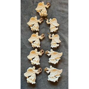Vintage Christmas Ornaments White Angels With Horns Wreaths & Stars Resin 3"
